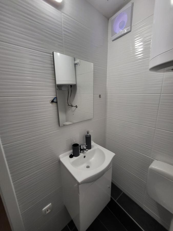 Apartma Jelena Apartment Koper Bagian luar foto