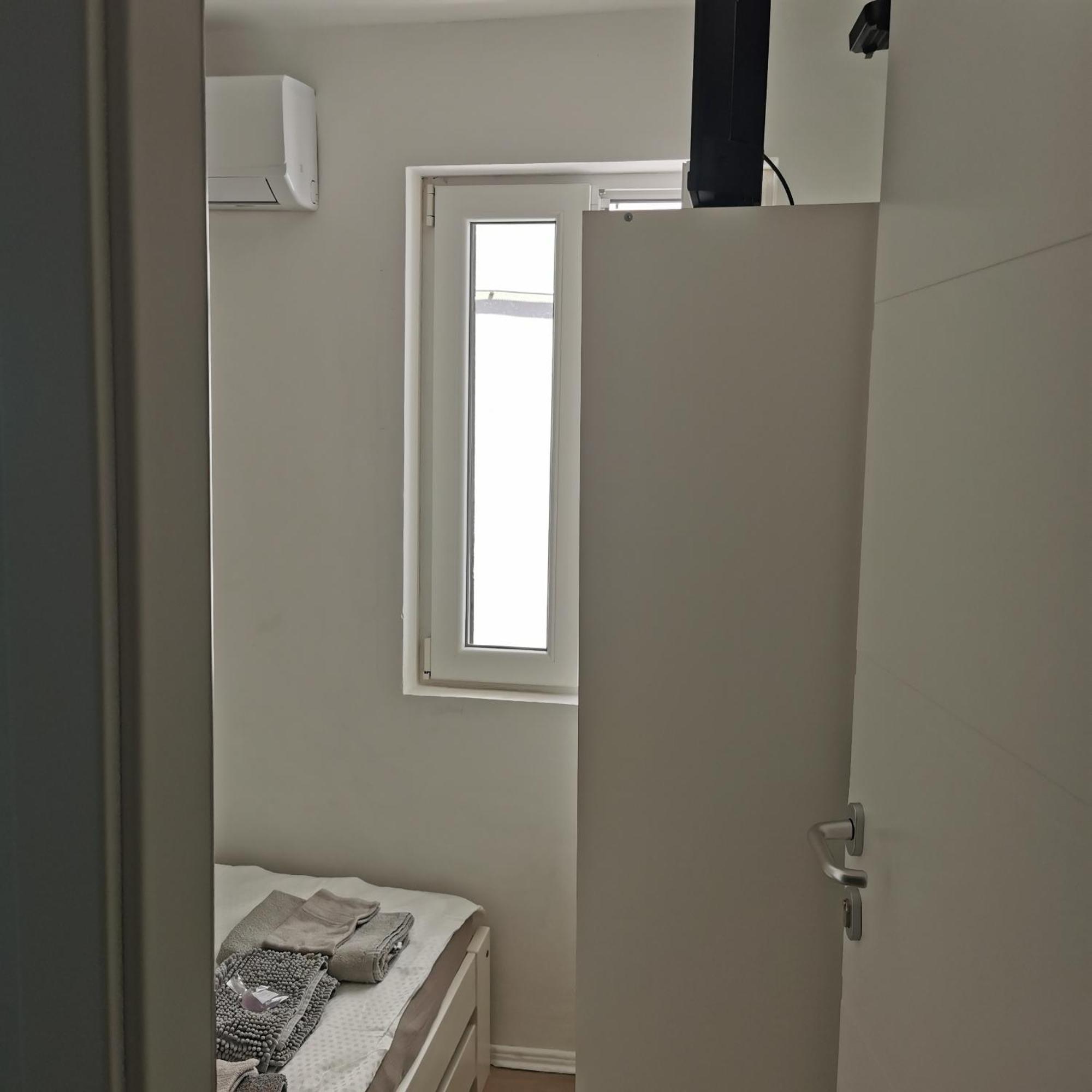 Apartma Jelena Apartment Koper Bagian luar foto