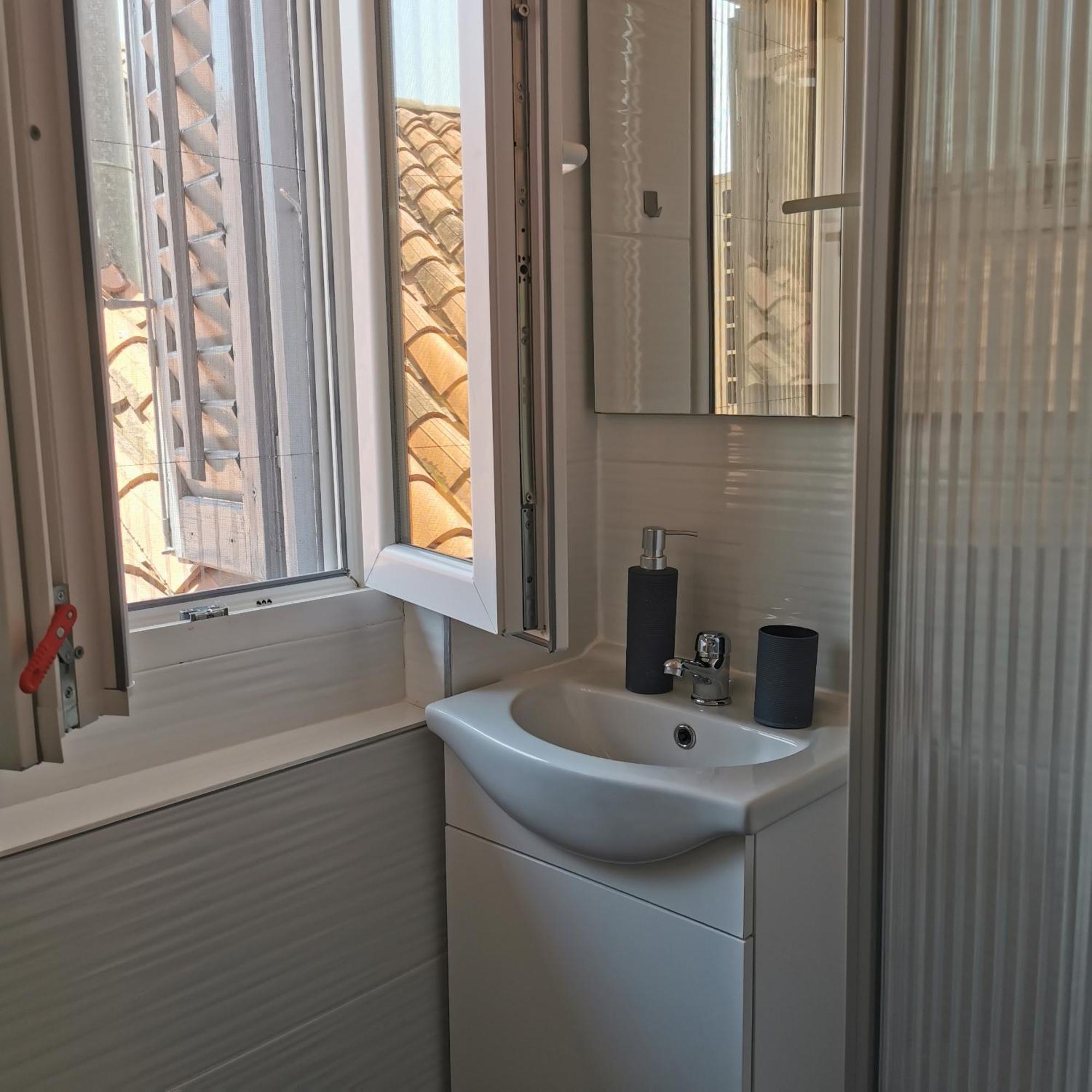 Apartma Jelena Apartment Koper Bagian luar foto